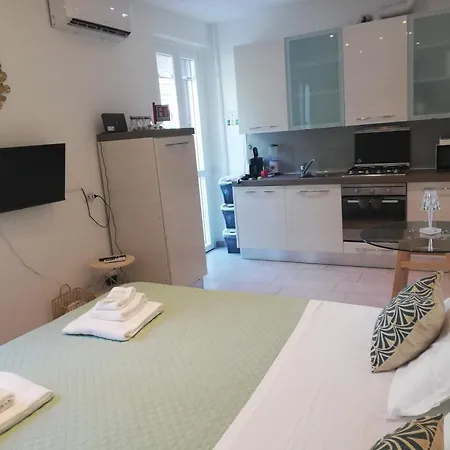 Patio & Parking - Self Check-in & Remote Access * Cernobbio
